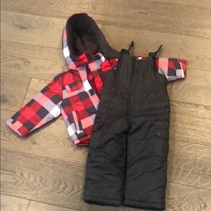toddler snowsuit (3t)